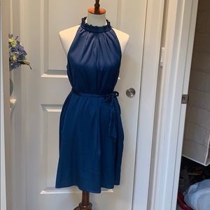 NWOT Beautiful tie-waist silky dress.